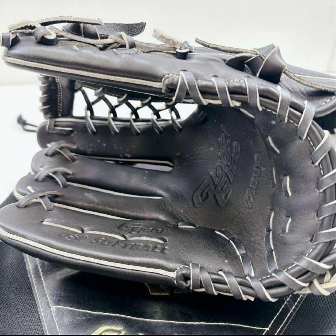 k976 【美品】ミズノ グローバルエリート ソフトボール 左投げ　左利き