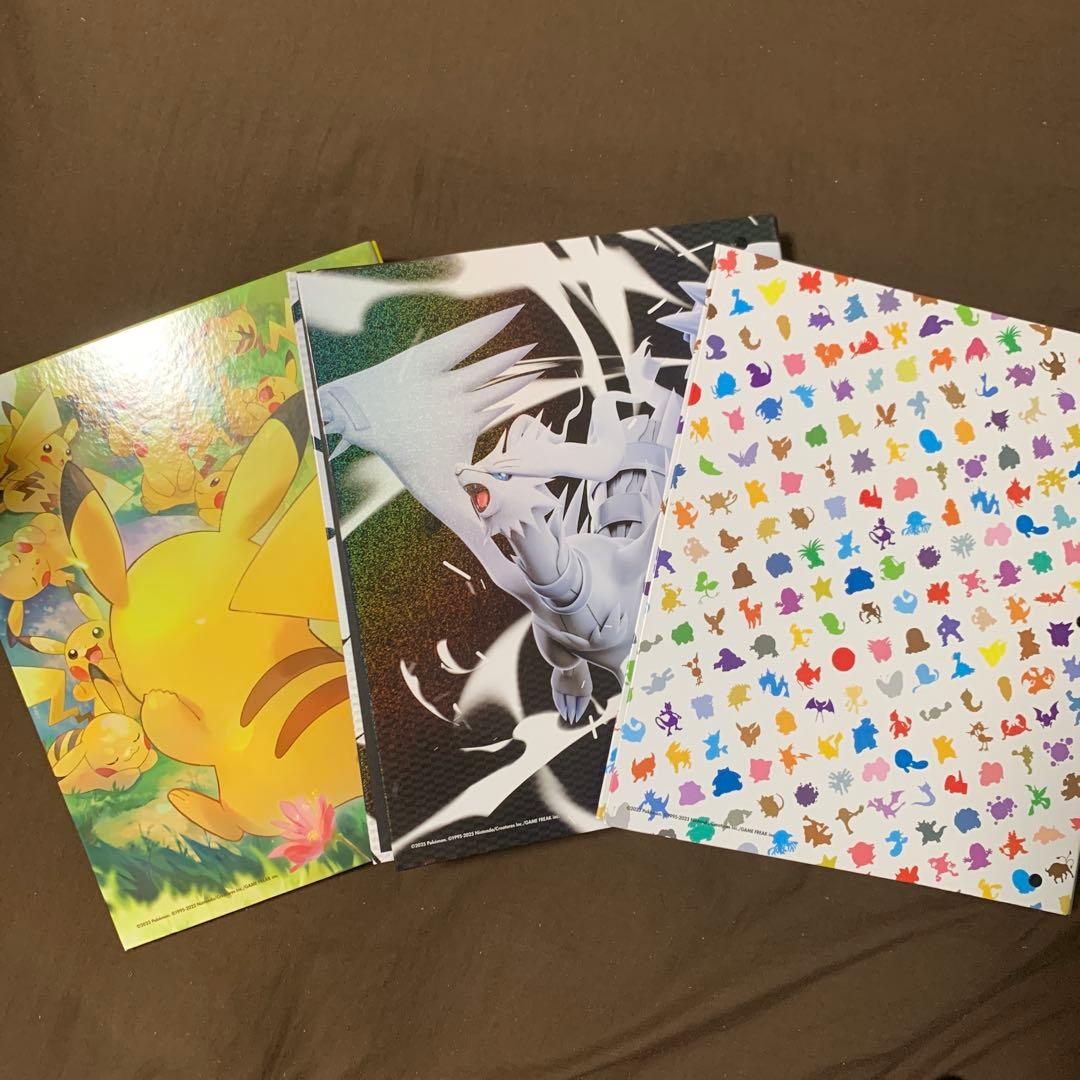 ポケモン　コレクションファイルプレミアム　151 ブラックホワイト、ピカチュウ