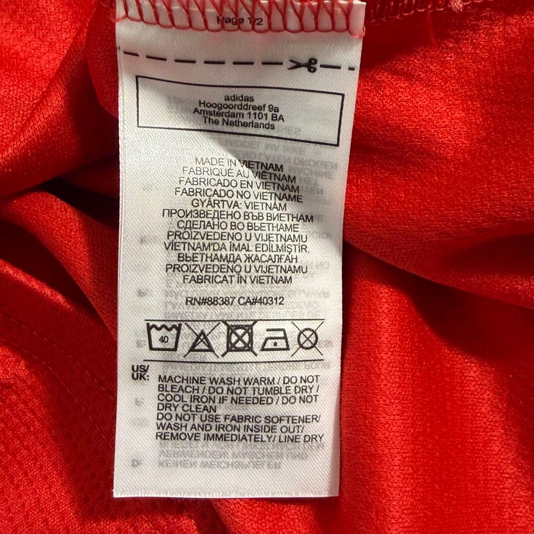 正規品 マンチェスター・ユナイテッド 21/22 R.VARANE ユニフォーム