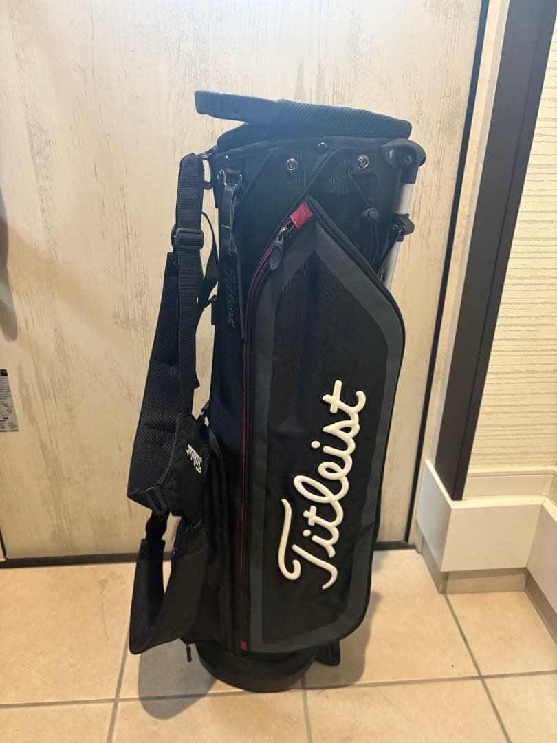 【美品】Titleist 軽量スタンドキャディバッグ ブラック