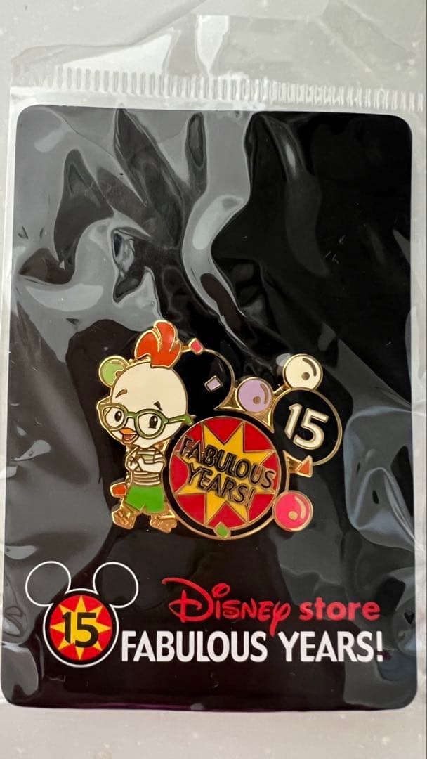 【限定】ディズニーストア15周年 ピンバッジ11点セット 新品未開封コレクション