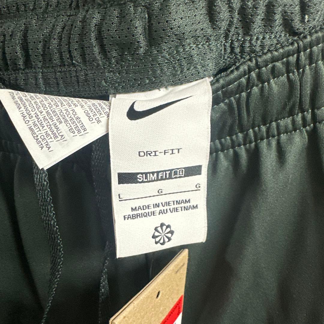 チェルシー　ナイキ　トラックスーツ　ジャージ　セットアップ