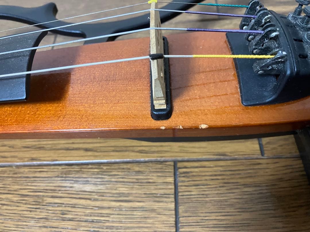 ヤマハサイレントバイオリンSV100 弓、ケース付