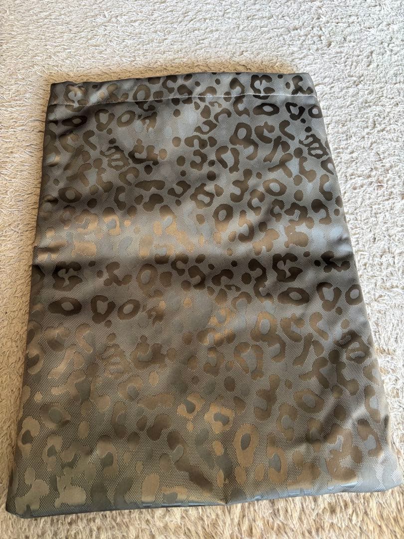 ブリーフィング　レオパード ヒョウ柄 シューズカバー　ポーチ　巾着