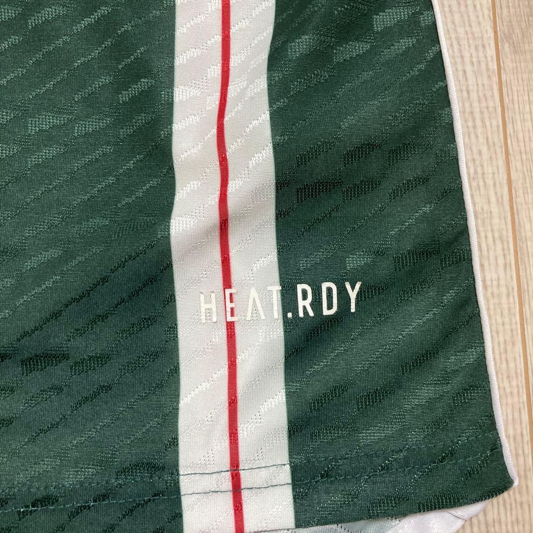 s*3様 マンチェスター・ユナイテッド B. FERNANDES シャツ Lサイ