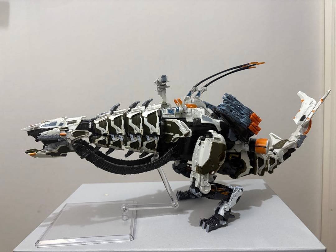 サンダージョー　プラモデル　全塗装　Horizon Zero Dawn