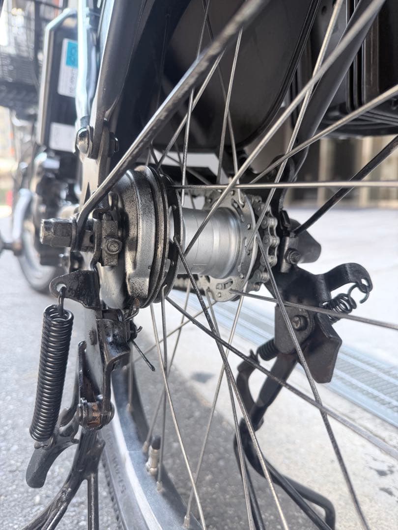 大阪府　ヤマハ　子供乗せ　電動アシスト自転車 チャイルドシート付き ブラック