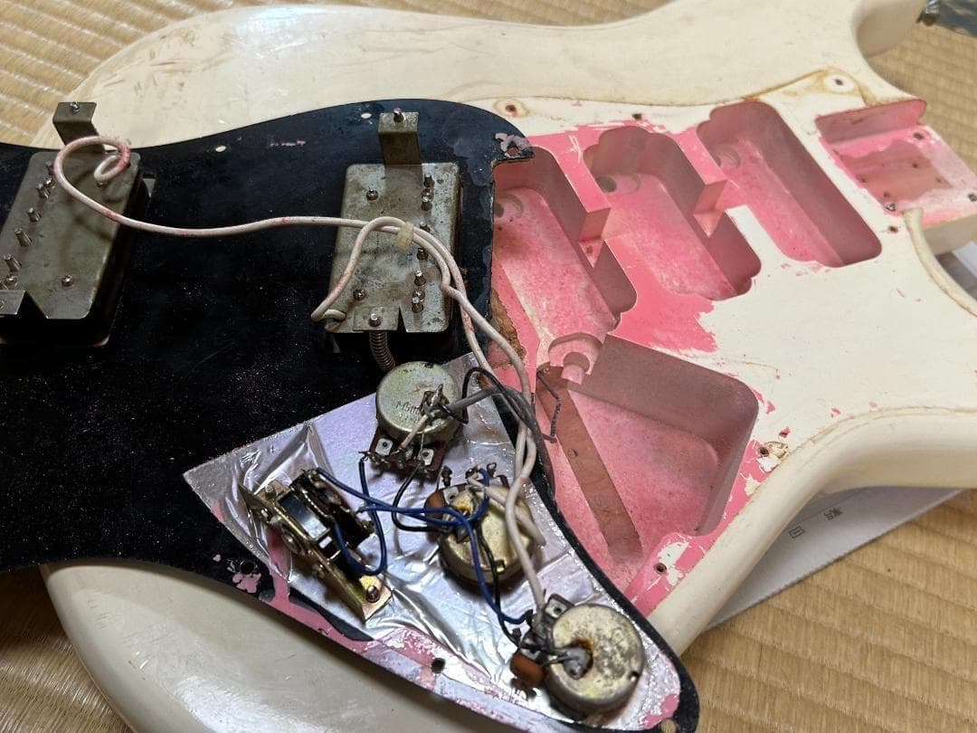 Tokai Limited Edition ストラトタイプ　2ハム　　現状