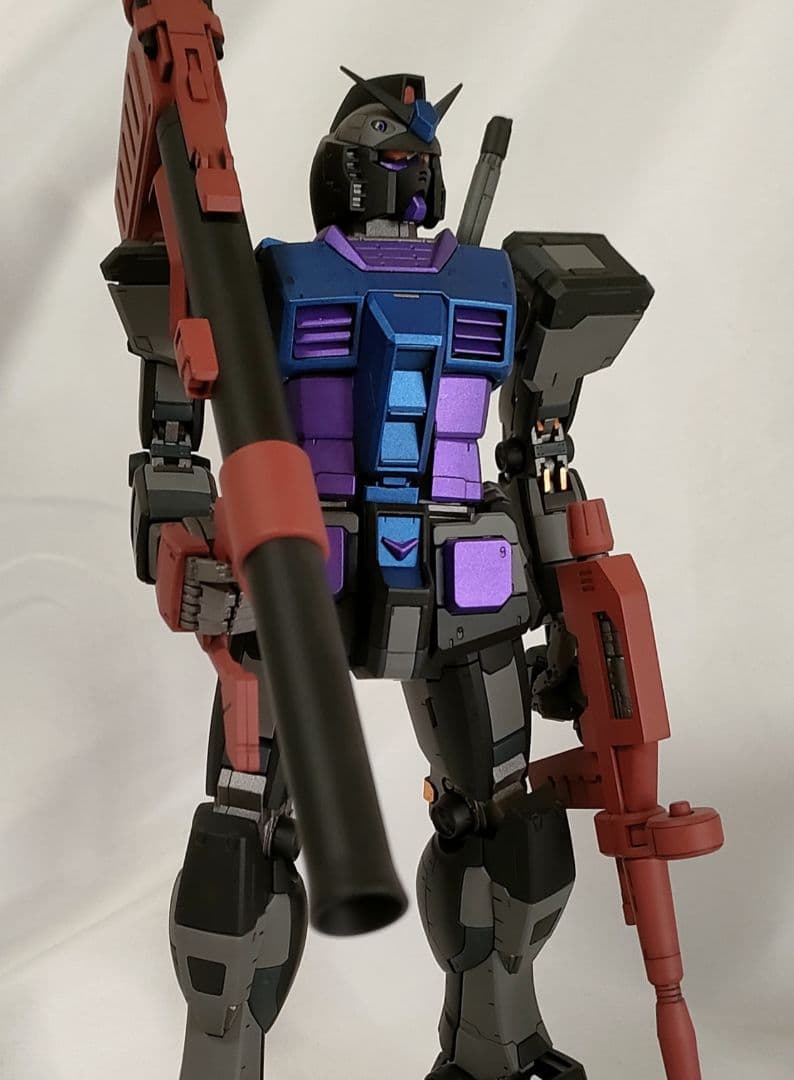 ガンプラ 塗装済 完成品MG 1/100 RX-78-2 ガンダムVer.3.0