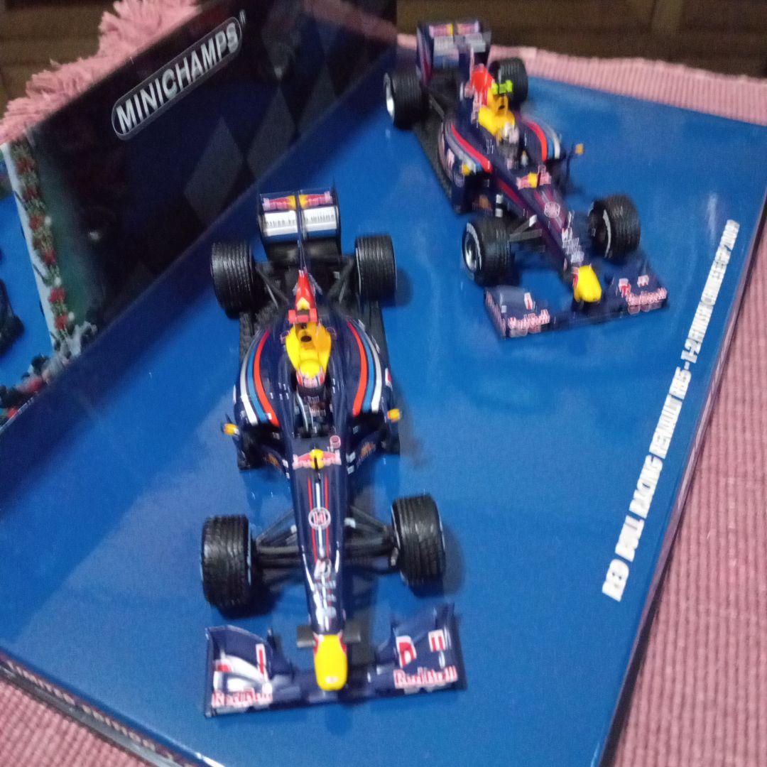 ミニチャンプス1/43レッドブルレーシングRB5 中国GP2009 1-2WIN