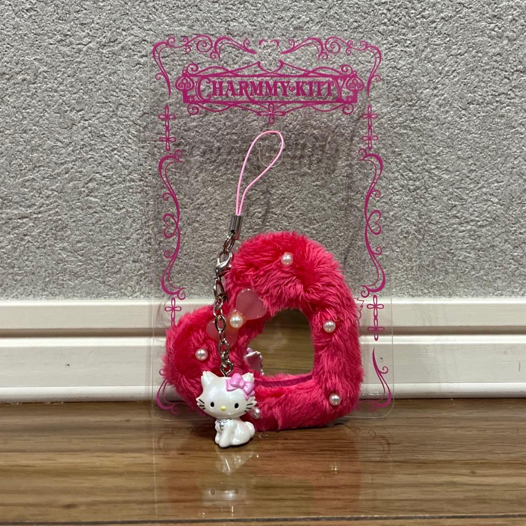 チャーミーキティ　ミラーストラップ　ファー　サンリオ