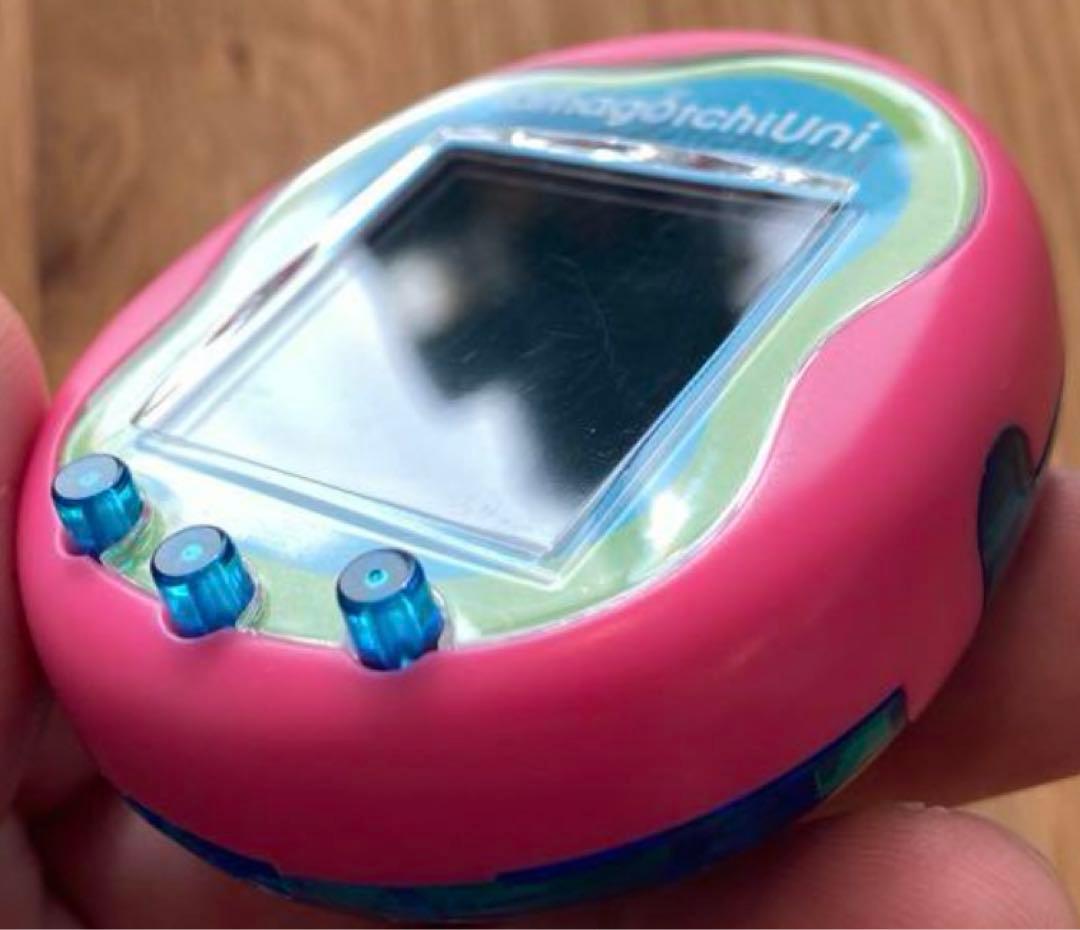 たまごっちユニ　ピンク　tamagotch uni たまごっち　本体　バンダイ