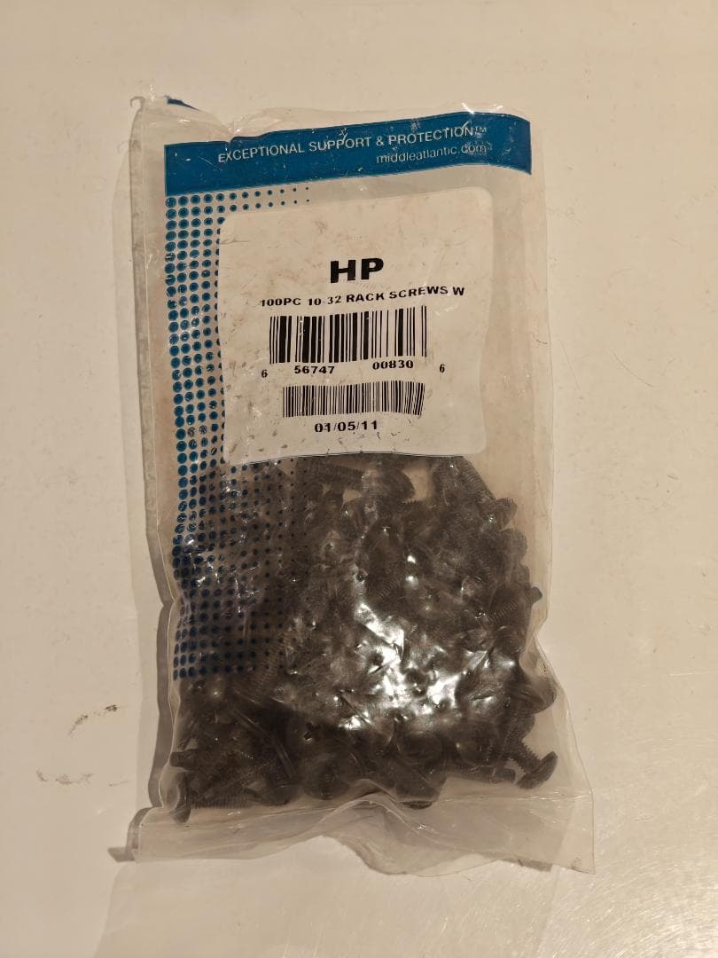 機材ラック 8U ラックマウント ネジ 追加ラックレール付