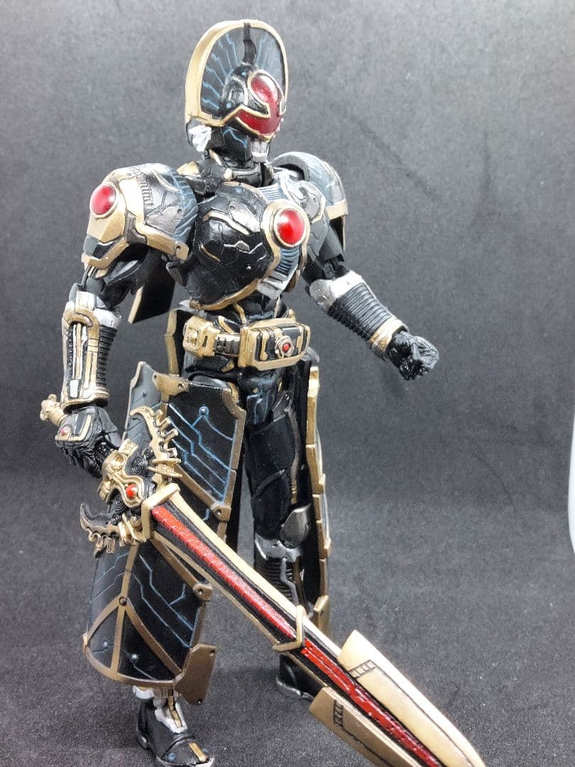 SIC.仮面ライダーファイズ 素体利用 仮面ライダーオーガ フィギュア