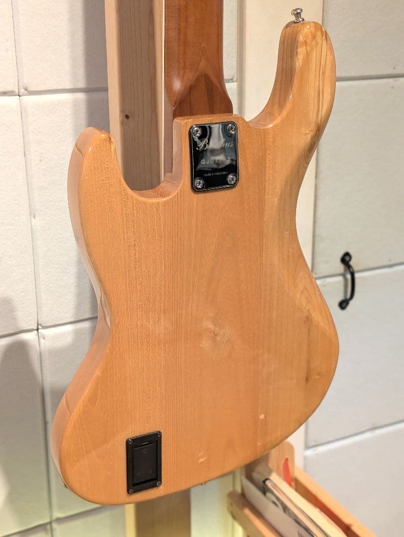 Bacchus WL5　バッカス　五弦ベース