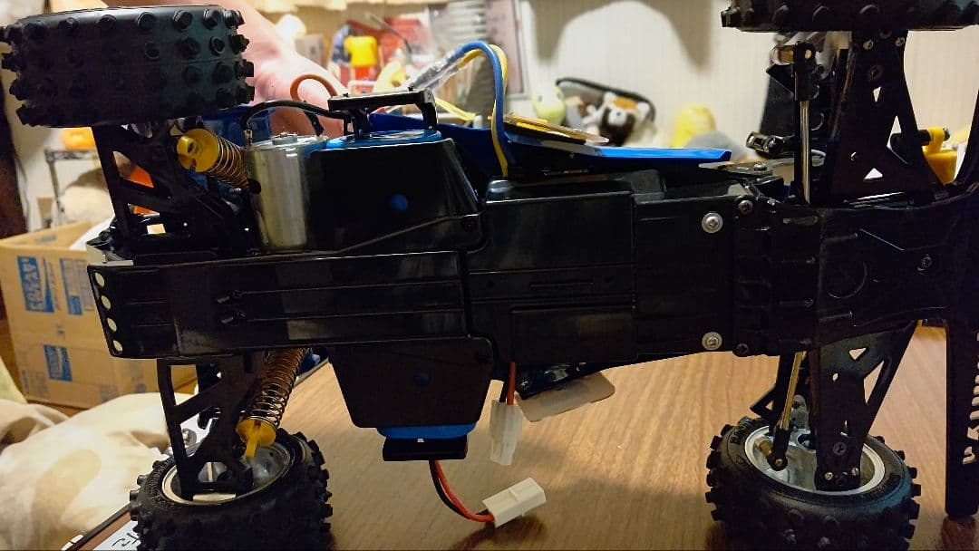 BLOCKHEAD MOTORS オフロードRCカー 1/10スケール