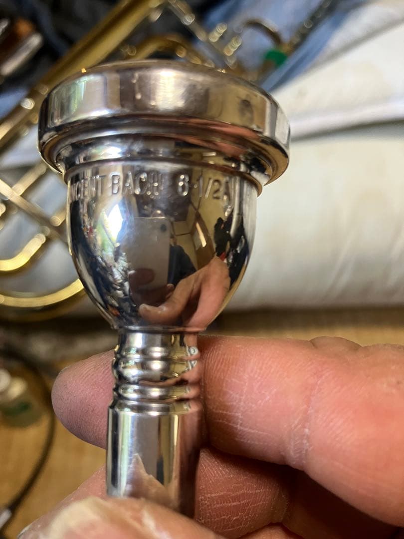 Jマイケル太管トロンボーンTB650L中古　カスタム多数　シャイニーケース付き。