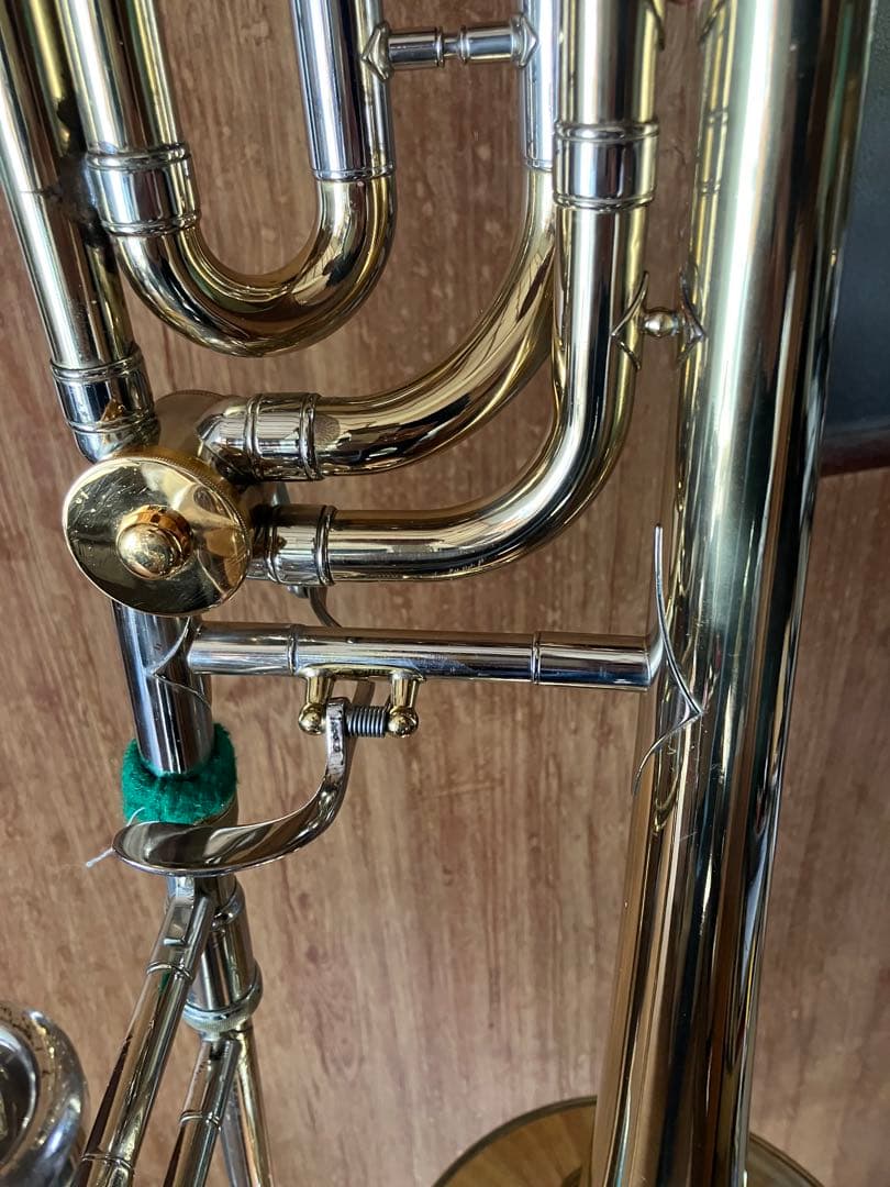 Jマイケル太管トロンボーンTB650L中古　カスタム多数　シャイニーケース付き。