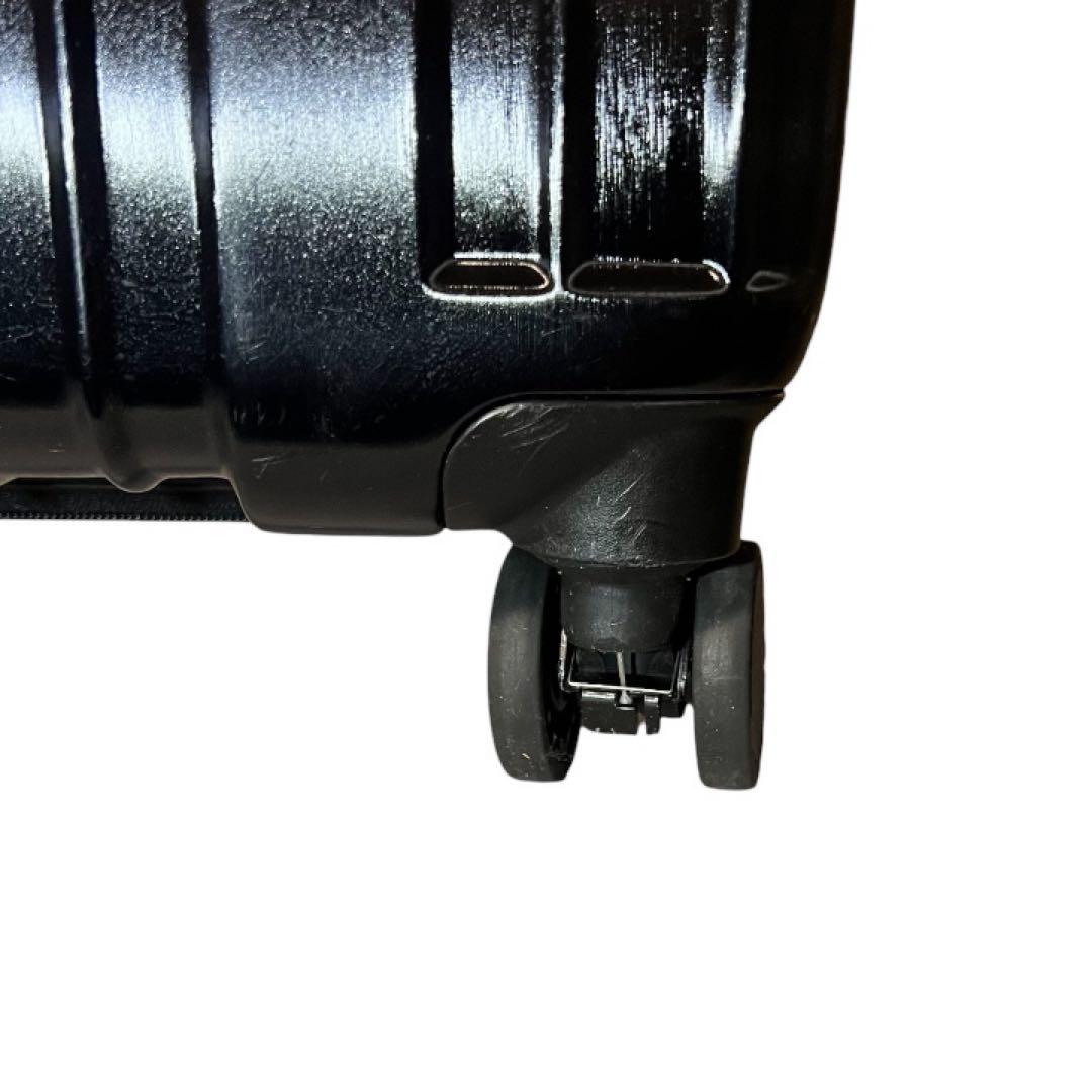 BERMAS バーマス 34L４輪キャリー　キャスターロック　ドリンクホルダー付