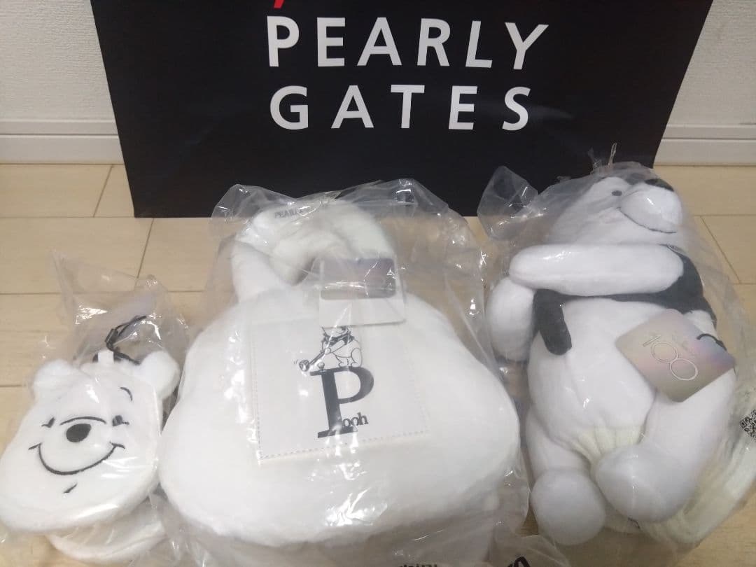 PEARLY GATES プーさん　ファー カートバッグ　ポーチ　3点セット▶️