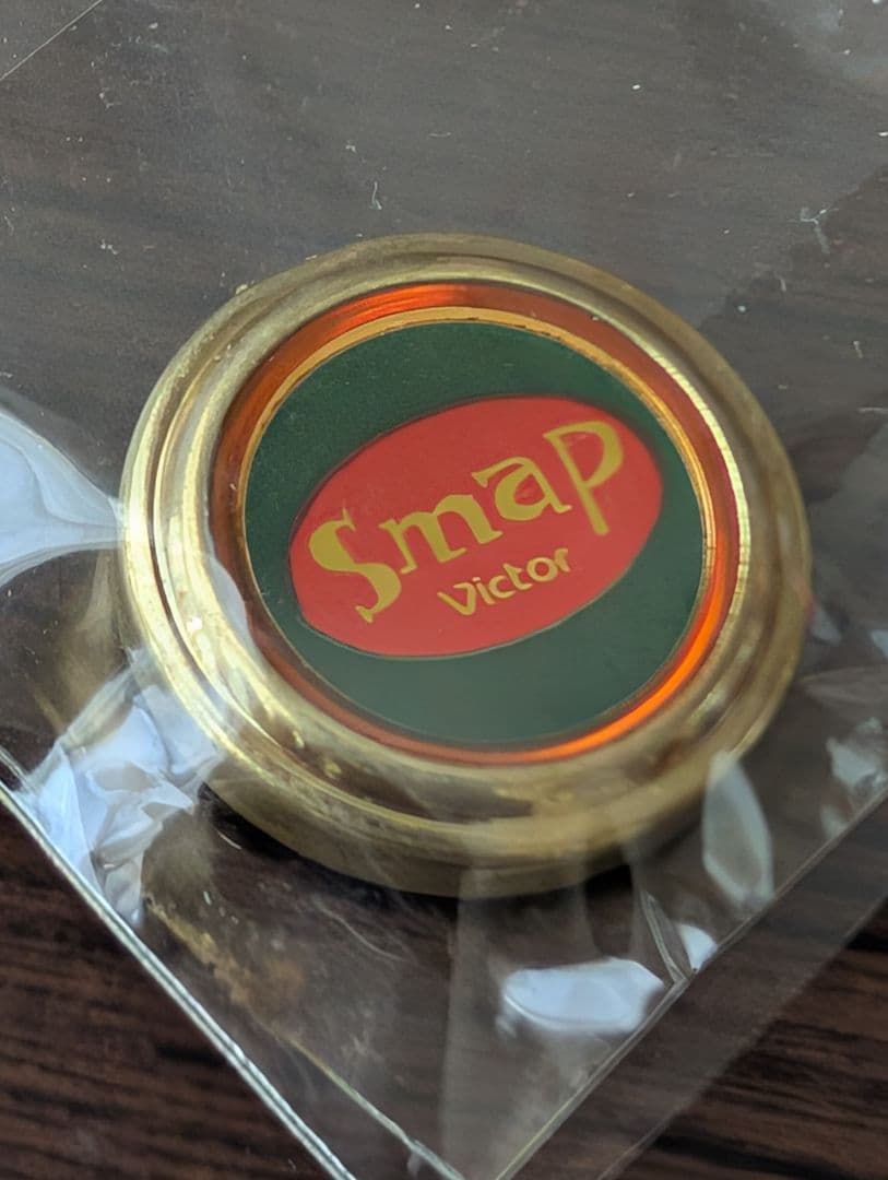 世界に一つ？激レア☆smap victor ボタンカバー