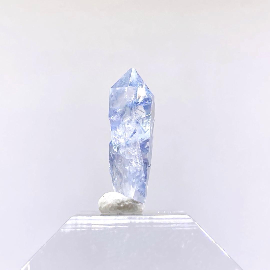 蛍*様 デュモルチェライトインクォーツ　原石　鉱物標本　天然石　水晶　956