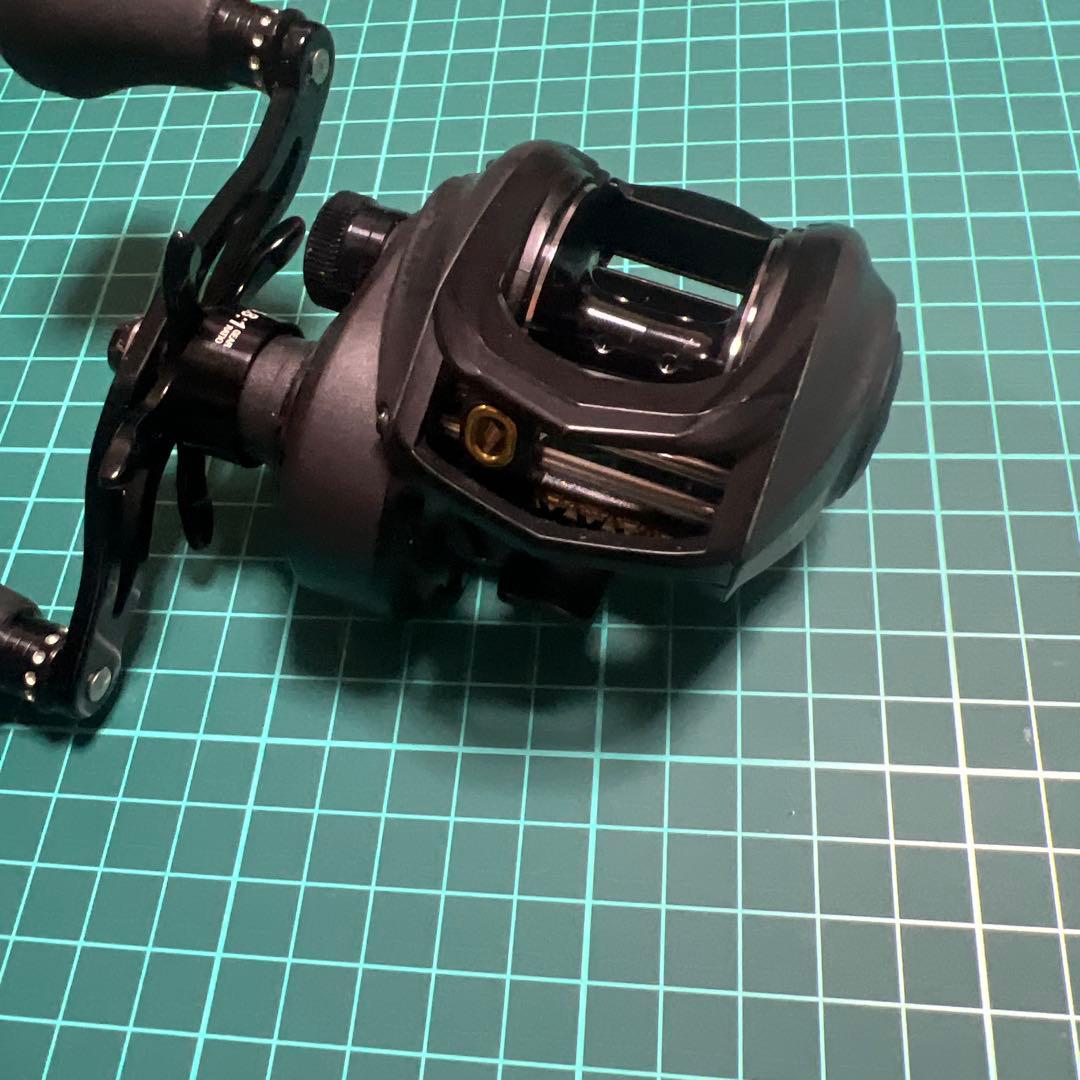 レボ　ビースト　40