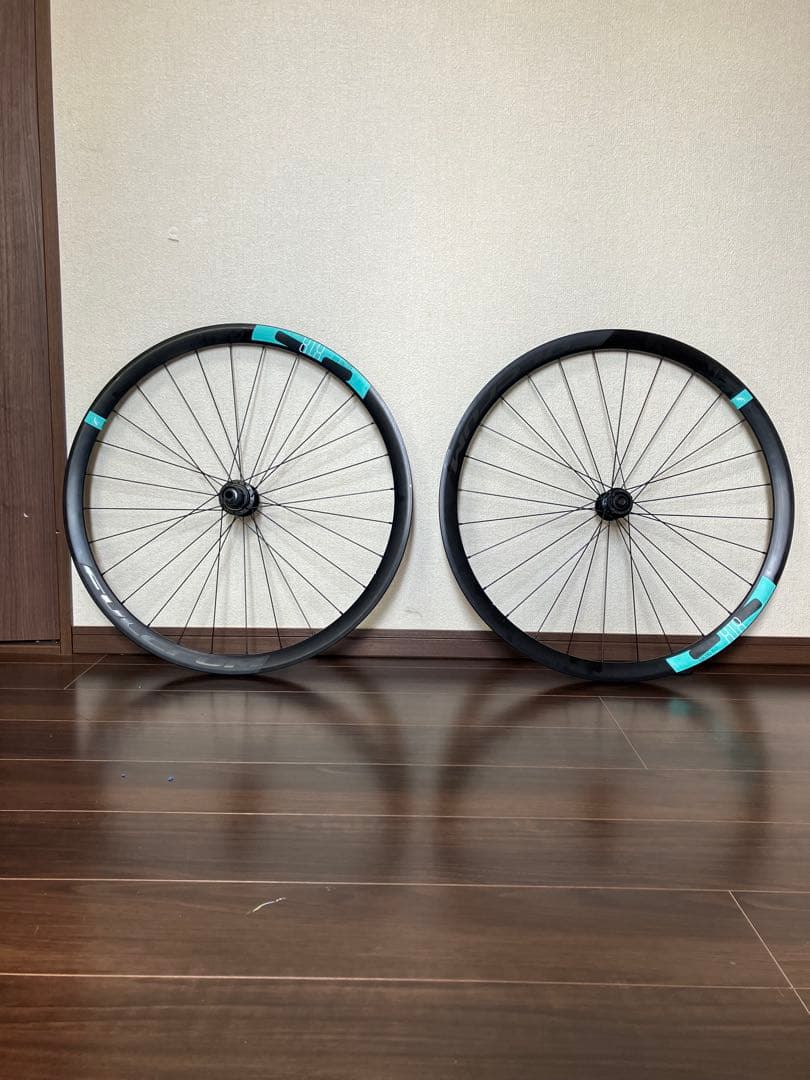 ダ*ン様 フルクラム ホイール R818