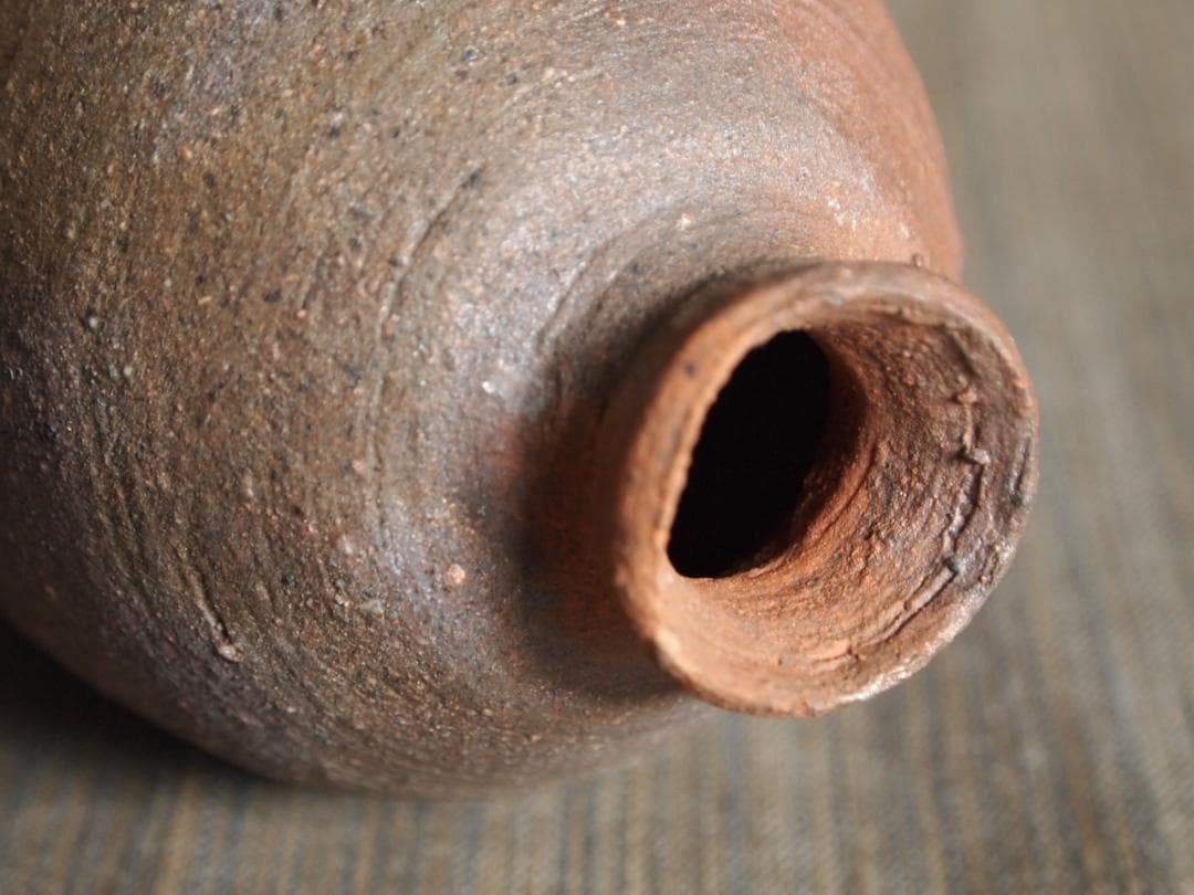 希少作★前嶋　五一郎【義弟：原田拾六】★備前≪窯変≫徳利★共箱