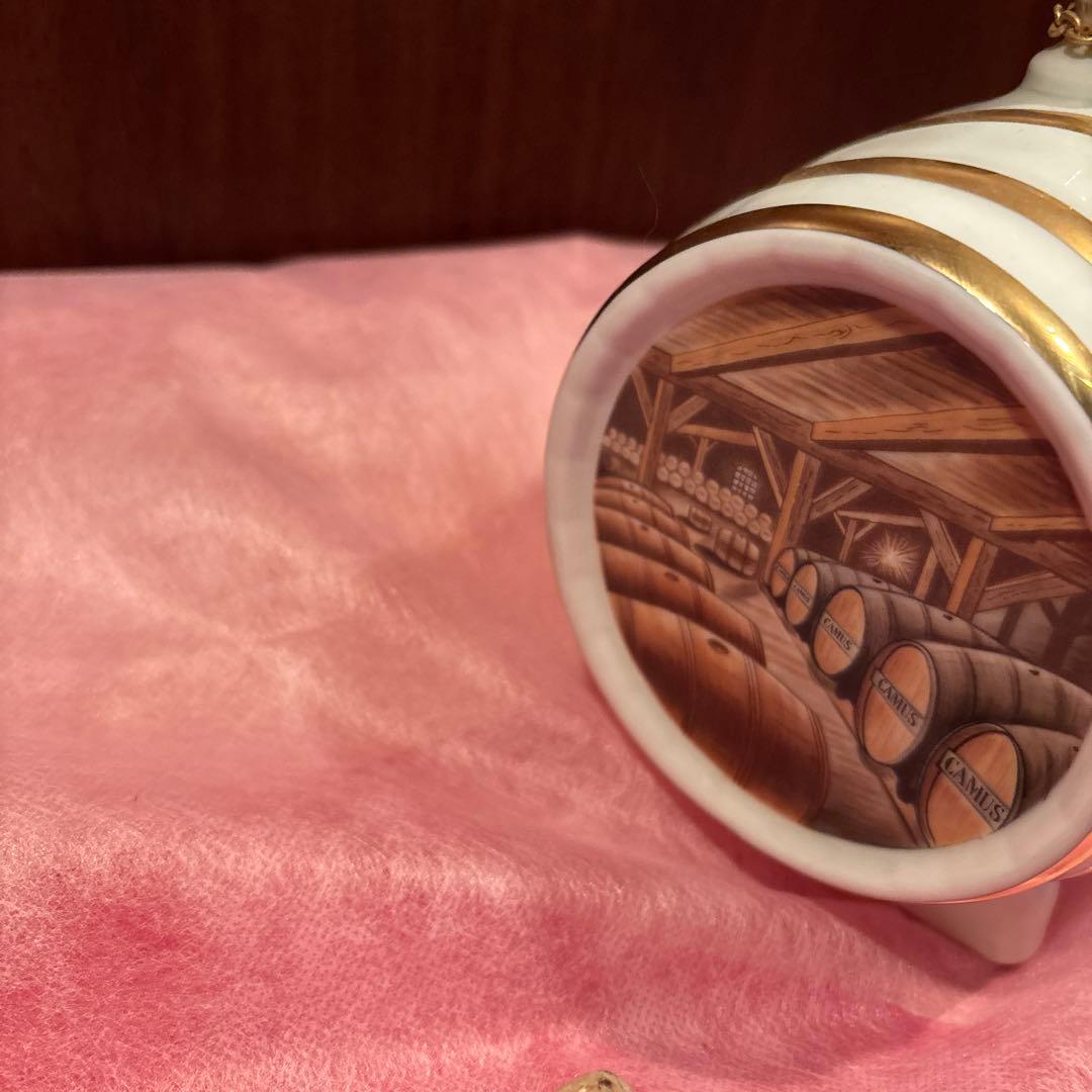 未開栓　カミュ（CAMUS）**の「樽型（バレル型）リモージュ陶器ボトル」