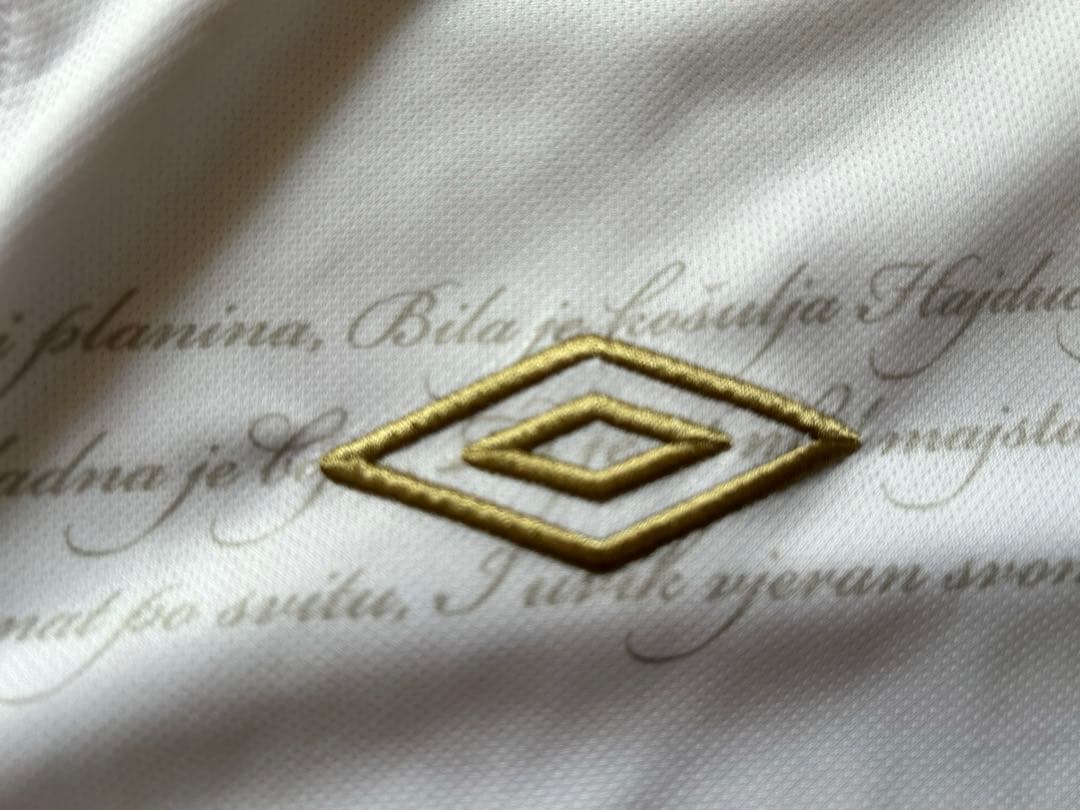 HNKハイドゥク・スプリト　ユニフォーム