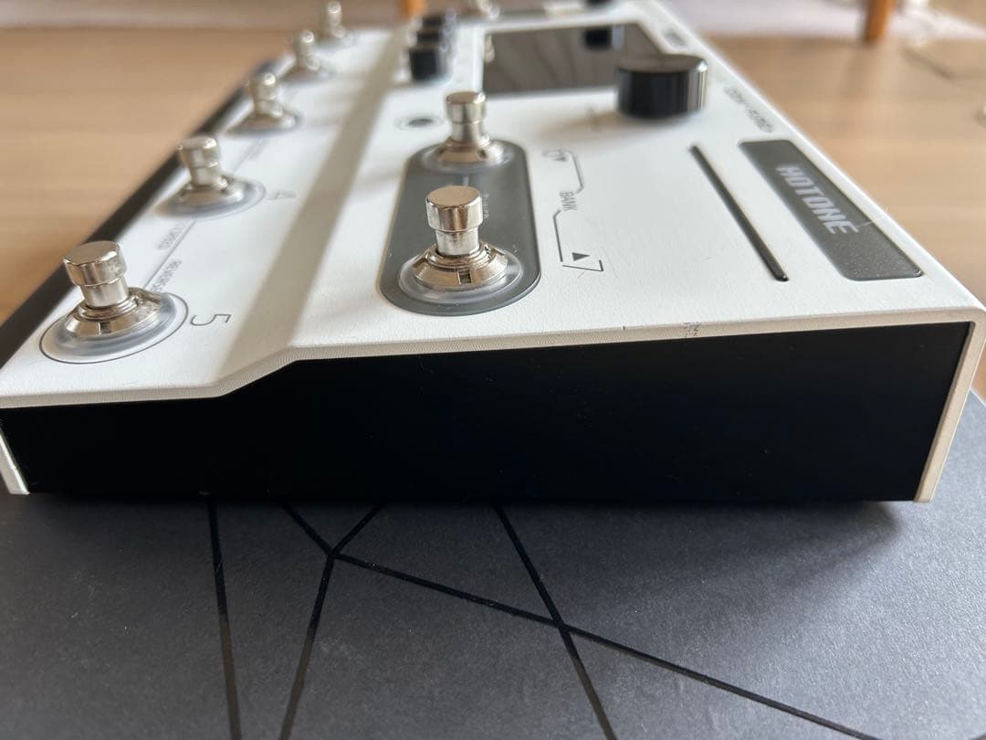 Hotone Ampero II Stage ギターエフェクター