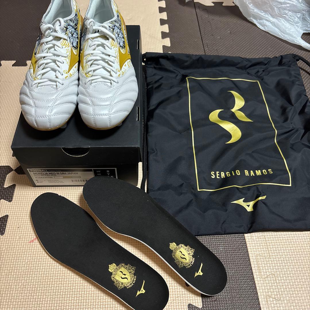 モレリアネオ3 セルヒオ・ラモス　ミズノサッカースパイク