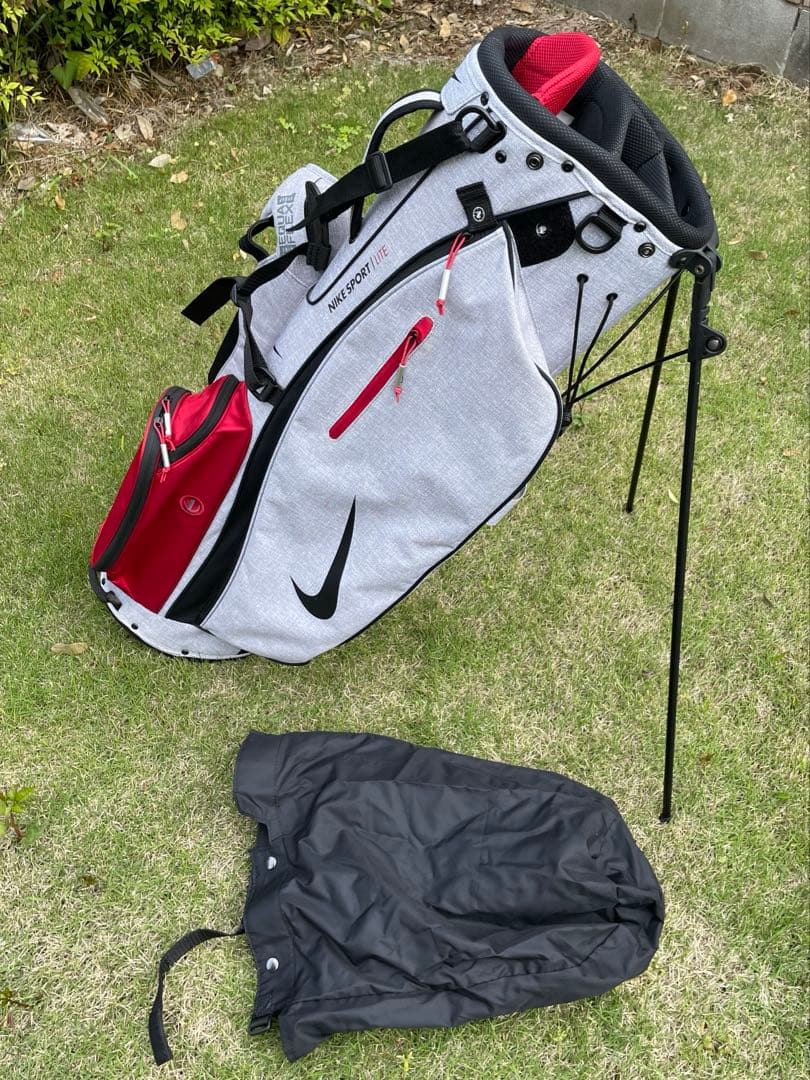 NIKE　軽量 スタンド キャディバッグ　ナイキゴルフ