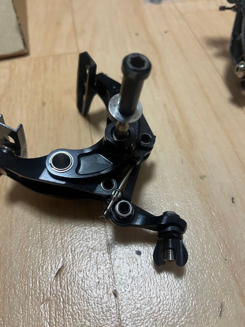 eeブレーキ 前後