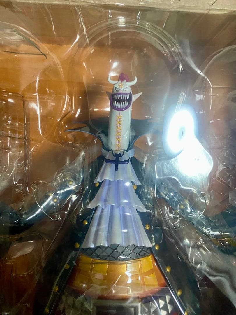 【未開封品】ワンピース POP DX フィギュア ゲッコー・モリア