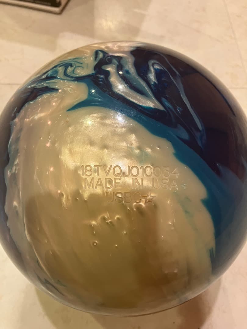 【新品】STORM Marvel Maxx SE ボウリングボール 15ポンド