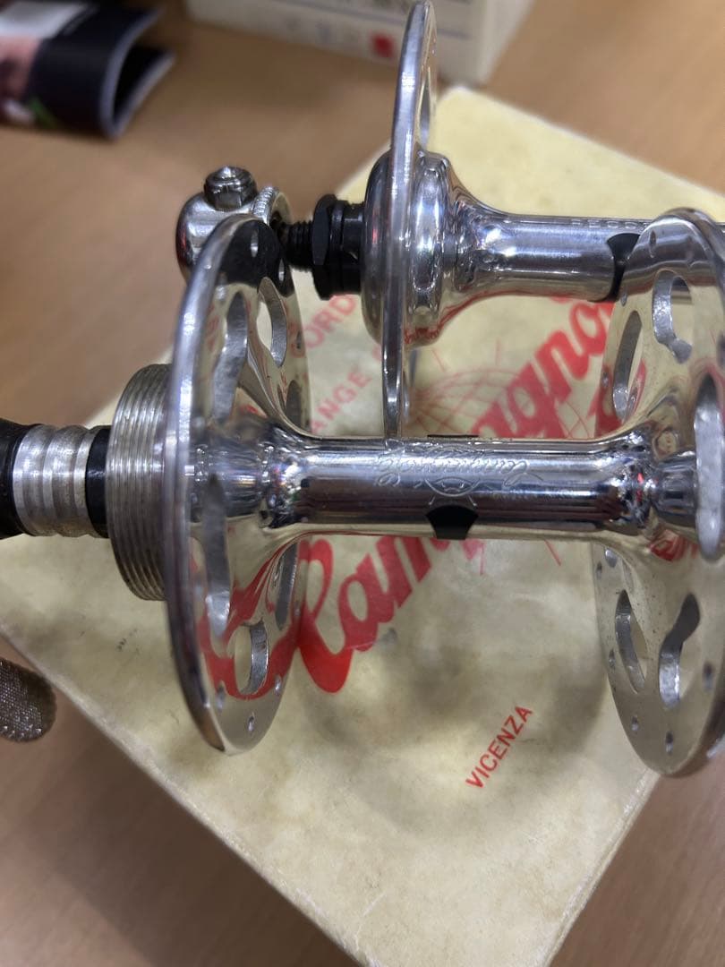 CAMPAGNOLO RECORD 前後ハブ ラージフランジ 24穴