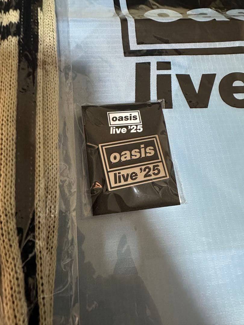 oasis オアシス　マフラー　タオル　エコバッグ　ピンズ　日本　東京 ツアー