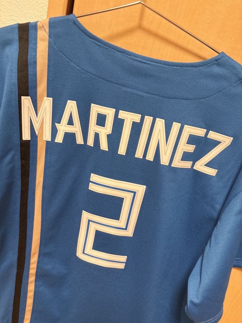 北海道日本ハムファイターズ　マルティネス　ユニフォーム（ビジター）XL