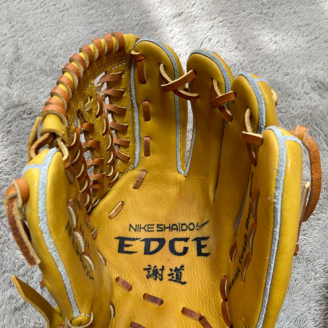 Nike SHAIDO EDGE 軟式グローブ 内野手用　右投げ用
