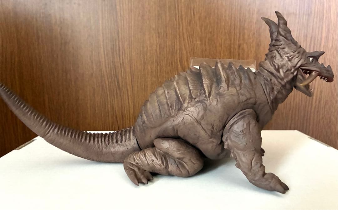 (最終値下げ)ウルトラ大怪獣シリーズ5000 パゴス タグ付き