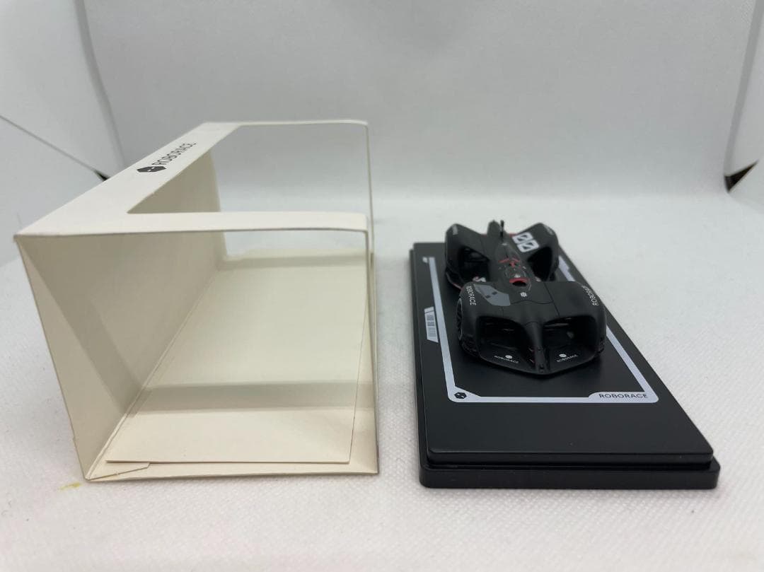 ミニカー 405-136 ROBORACE 1/43 ROBOT ON BOARD #00