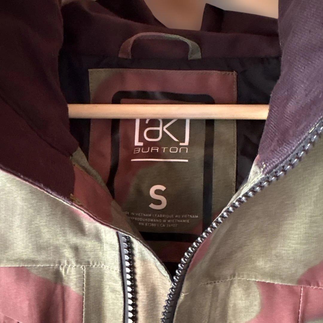 Burton akカモフラージュ スノーボードジャケット GORE-TEX