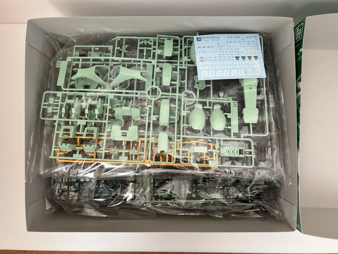 【レア商品】ＭＧ 1/100 スタークジェガン