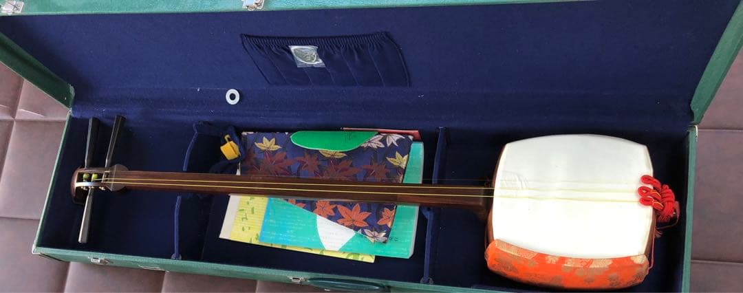 三味線　和楽器　弦楽き器(J15)