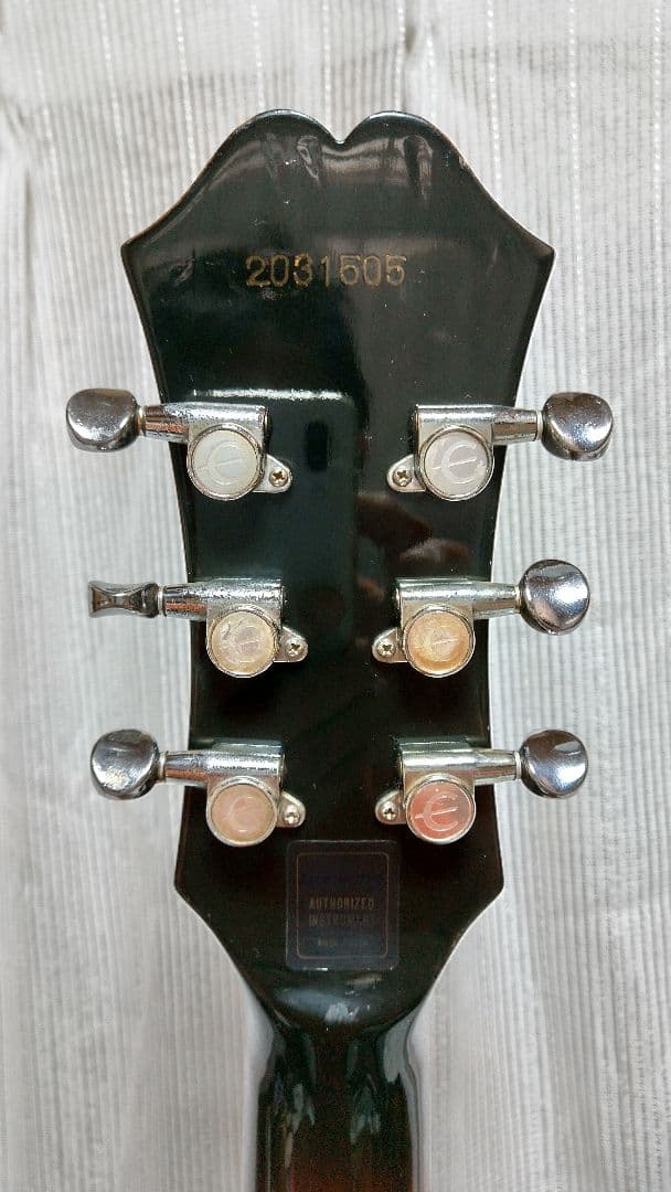 エピフォン リビエラ サンバースト ベージュラベル(1982年マツモク製)