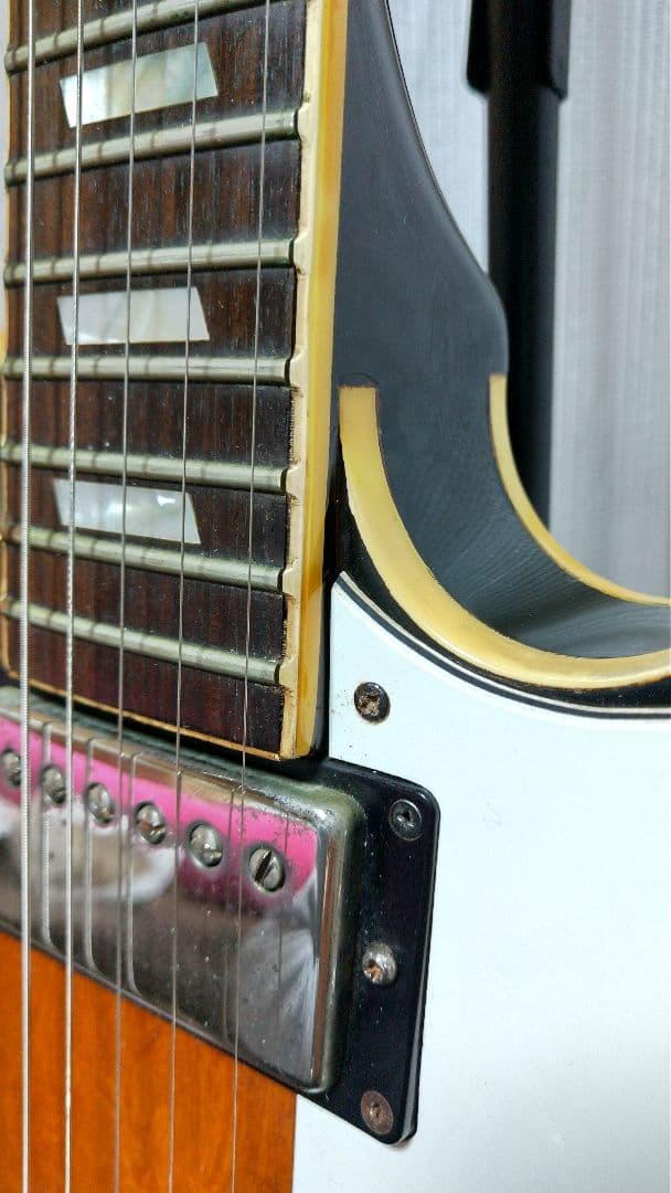 エピフォン リビエラ サンバースト ベージュラベル(1982年マツモク製)