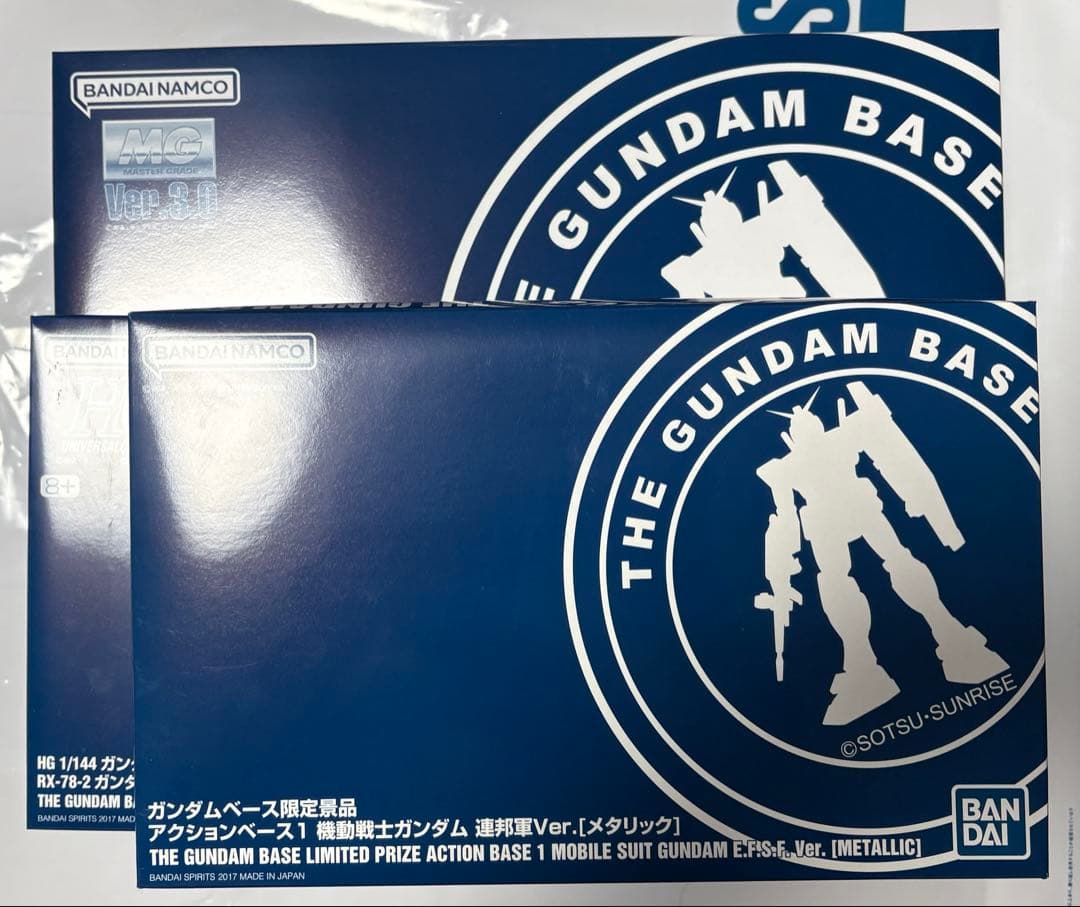 新品未組立 MG ガンダムベース限定 ガンダム (ゴールドコーティング)