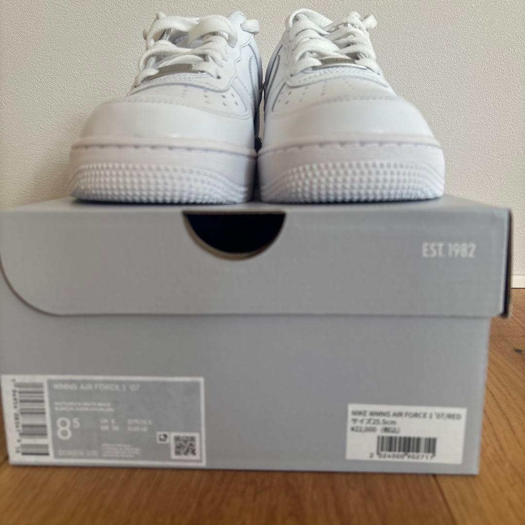 【限定/新品】週末値下げ！浦和レッズNikeAirForce 1 （25.5㎝）